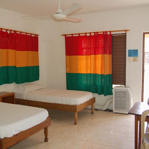 Aisha-House-for-Reggae-Lovers-2.png