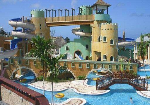 Water theme park