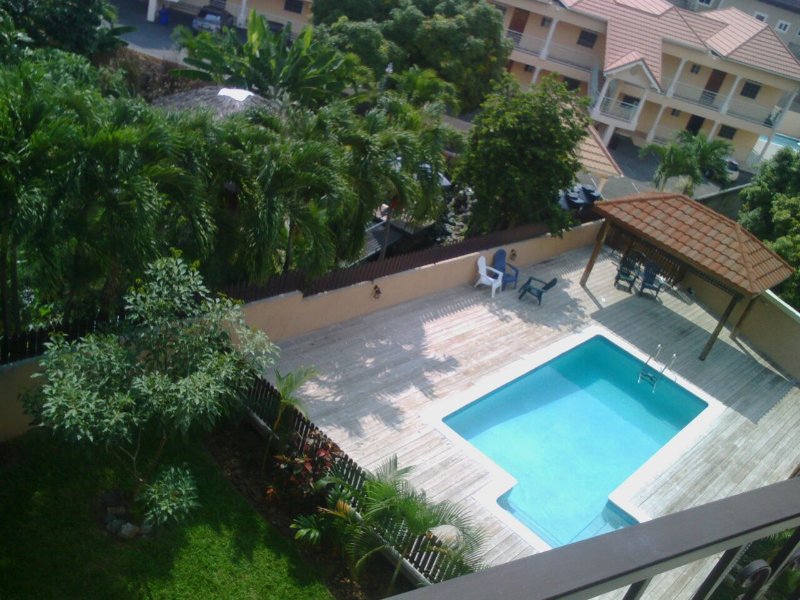 Aspen Luxury Suites Jamaica