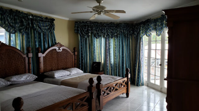 Beachcomber-Club-Resort-1.jpg