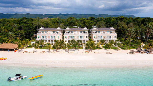 Beaches-Negril-1.jpg