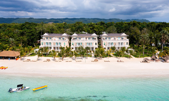 Beaches-Negril-1.jpg