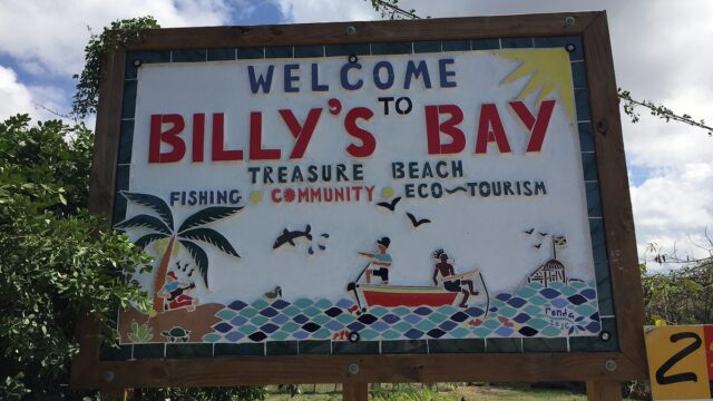 Billys-Bay-Beach-2.jpg