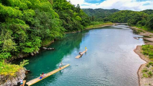 Black-River-Safari-3.jpg