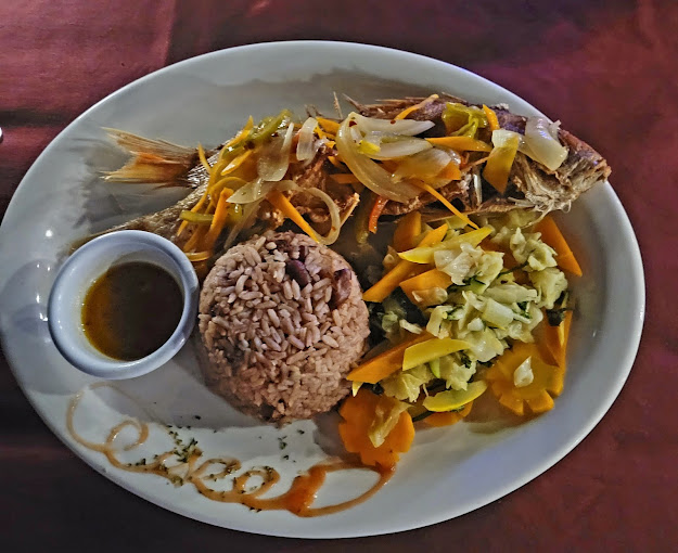 Blue-Mahoe-Restaurant-Bar-1.jpg
