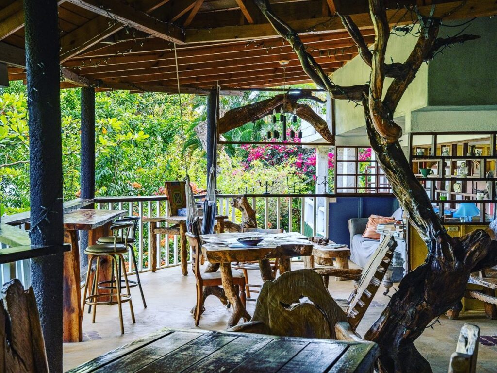 Bluemountview-guesthouse-2.jpg