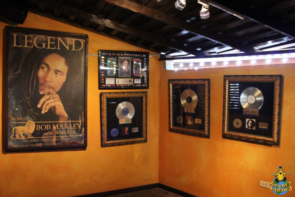 Bob-Marley-Mausoleum-3.jpg