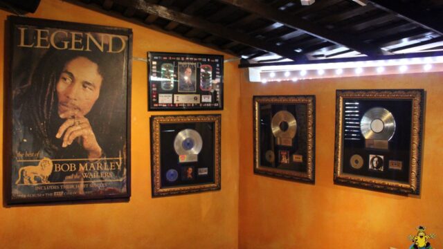Bob-Marley-Mausoleum-3.jpg