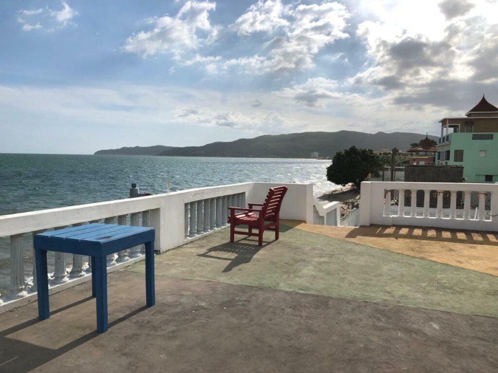 Callie’s Beach House Resort