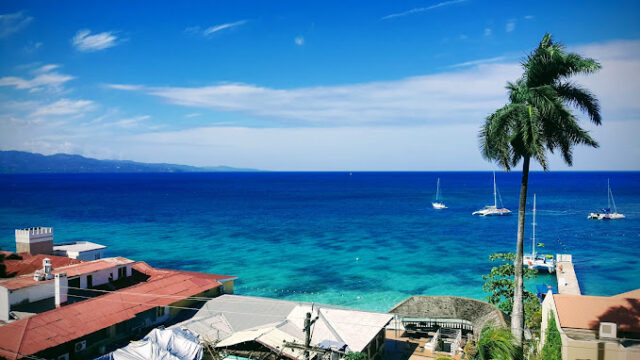 Caribic-House-Montego-Bay-3.jpg