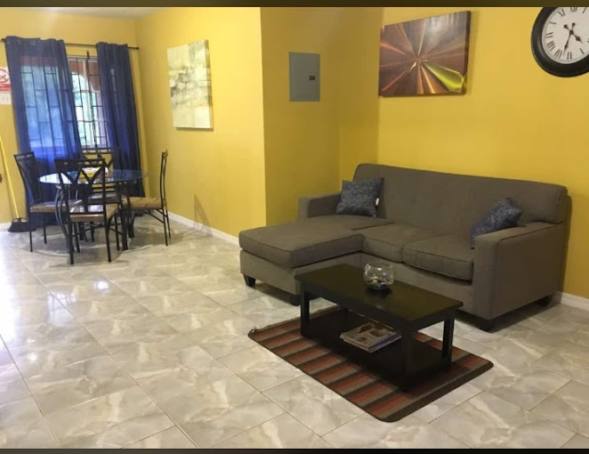 Cole Bailey Manor Guest House