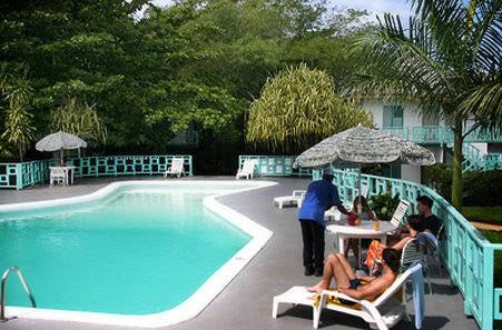 Coral-Seas-Garden-Resort-3.jpg