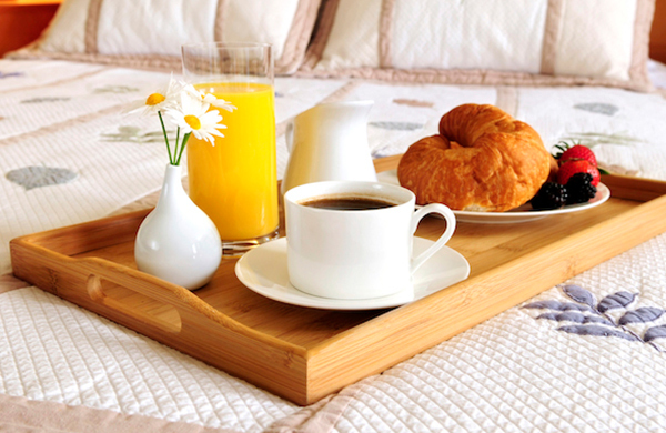 Deez-Bed-Breakfast-3.jpg