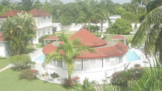 Executive-Mammee-Bay-Hotel-1.jpg