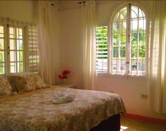 Executive-Mammee-Bay-Hotel-2.jpeg