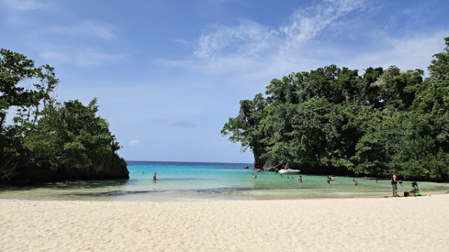 Frenchmans-Cove-Portland-1.jpg