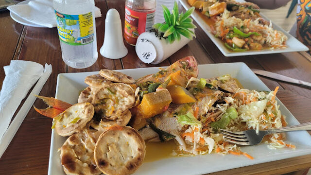 Glorias-Seafood-City-1.jpg
