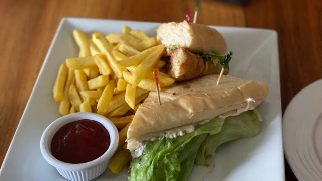 Grog-Shoppe-Restaurant-4.jpg