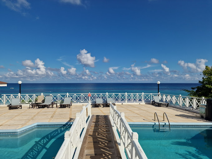 Hibiscus Lodge