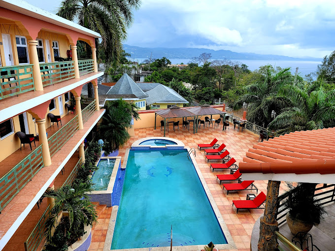 Hotel-Grand-A-View-2.jpg