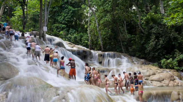 Jammins-Jamaica-Adventure-Tours-1.jpg