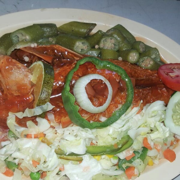 Jollys-Restaurant-2.jpg