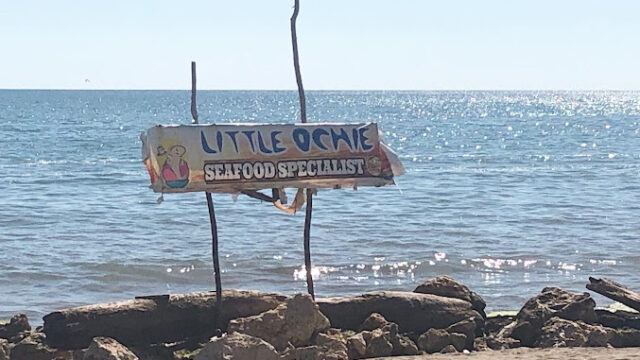 Little-Ochie-Seafood-Restaurant-3.jpg
