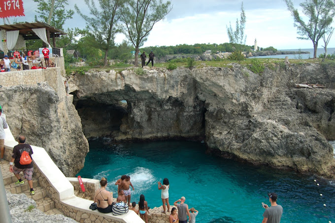 Marvyns-Paradise-Tours-2.jpg