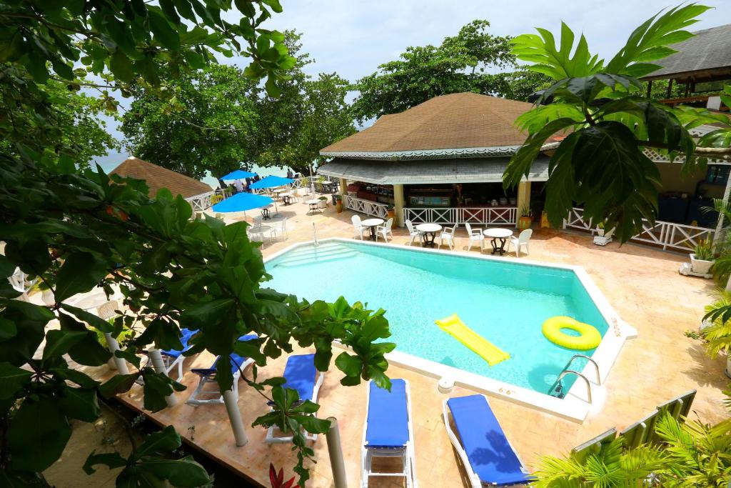 Merrils Beach Resorts