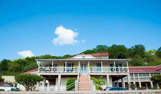 Milk-River-Hotel-Spa-1.jpg
