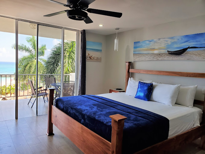 Montego-Bay-Club-Apartments-2.jpg