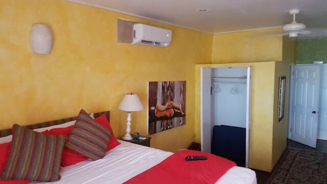 Moxons-Beach-Club-2.jpg