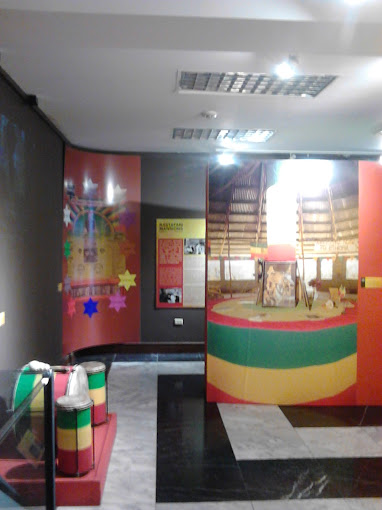 National-Museum-Jamaica-3.jpg