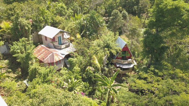Natural-Mystic-Cottages-1.jpg
