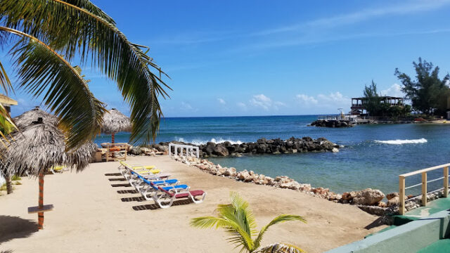 Pipers-Cove-Resort-1.jpg