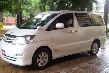 Private Taxis and Drivers in Jamaica