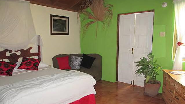 RafJam-Bed-and-Breakfast-2.jpg