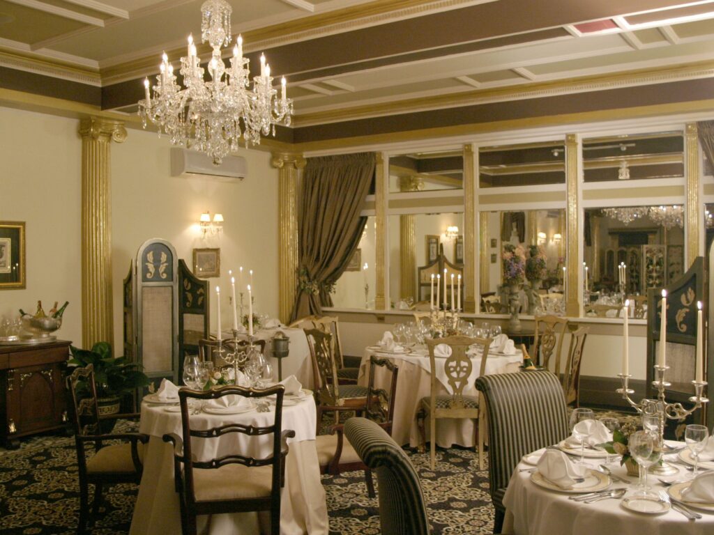 Regency-Bar-Lounge-The_0-scaled-1.jpg