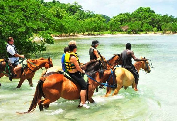 Reggae-Horseback-Riding-1.jpg
