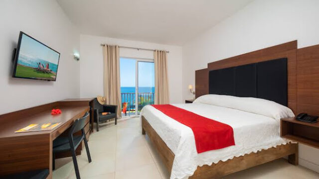 Samsara-Cliff-Hotel-1.jpg