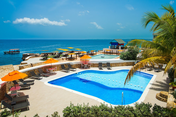 Samsara-Cliff-Hotel-3.jpg