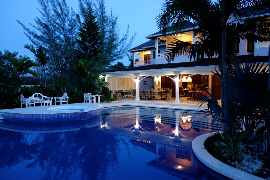 Selah Villa