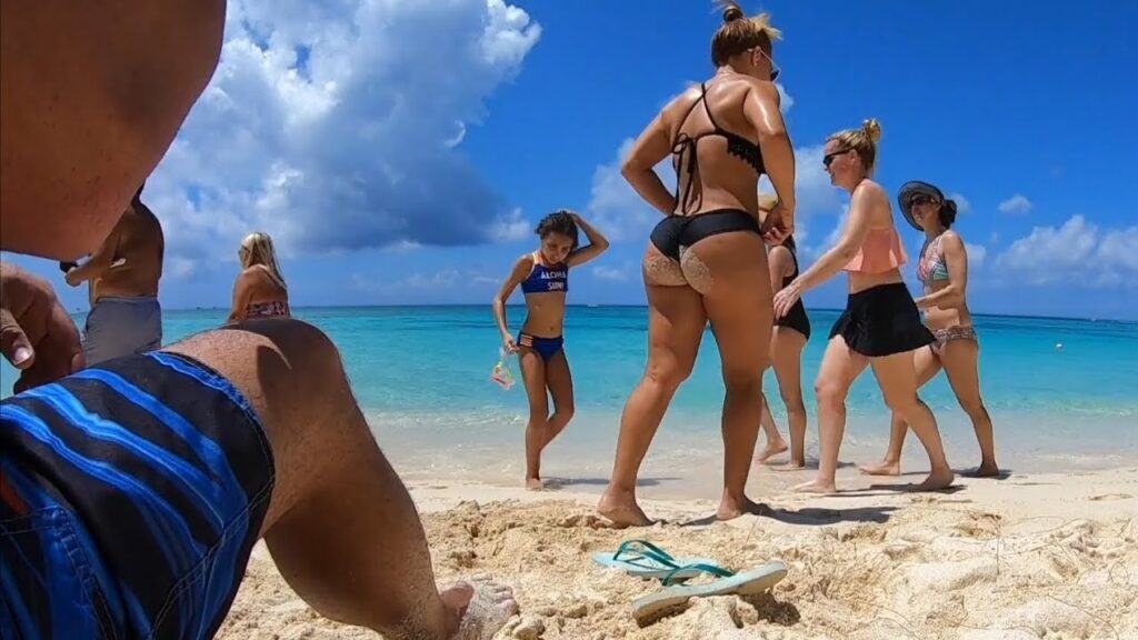 Seven-Mile-Beach-1.jpg