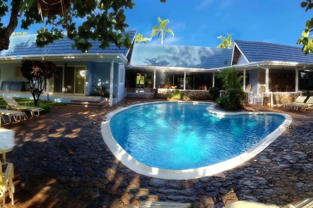 Seven-Palms-Villa-2.jpg
