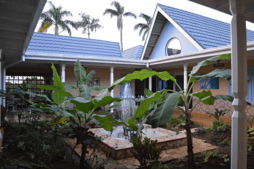 Seven-Palms-Villa-3.jpg