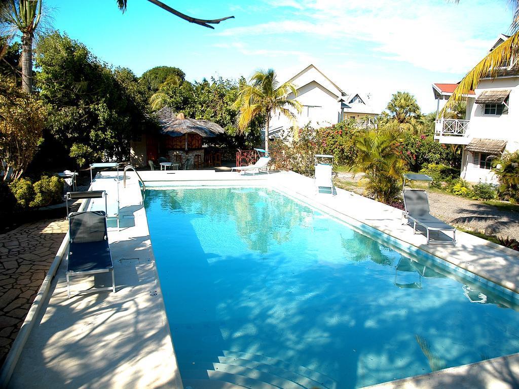 Sunflower-Resort-Villas-1.jpg