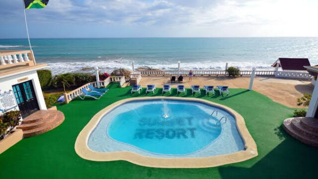 Sunset-Resort-and-Villas-3.jpg