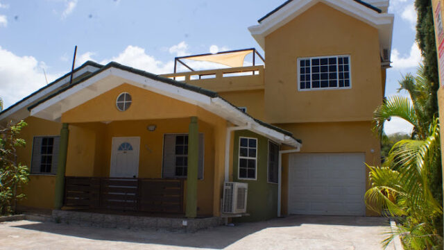 The-Vista-Inn-2.jpg