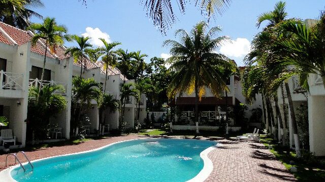 Villa-Criss-1.jpg