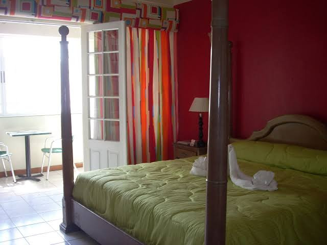 Village-Hotel-2.jpg